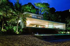 Studio jaj menyediakan jasa design arsitektural, design interior, dan master planning. Exterior Modern Tropical House Design Novocom Top