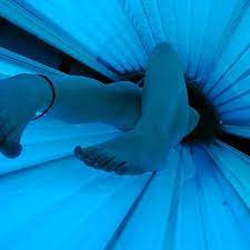 If you want to achieve a good base tan then the uv rays must penetrate uniformly. How To Get The Best Tan From A Tanning Bed Bellatory