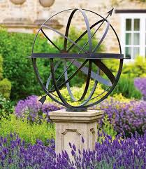 Sonnenuhren Aus Messing Armillarspharen Aus Messing David Harber Lavendelgarten Zeitgenossischer Garten Gartenschmuck