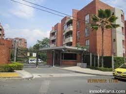 Cali my sweet home 803excelente ubicación en un barrio muy tranquilo, valle del lili, frente al apartamento encuentras un parque donde podrás caminar, trotar, en la frescura de los árboles. 1 550 000 Pesos Colombianos Apartamento En Cali En Arriendo Ciudad Jardin Calle 12 A 106 90 140 M2 3 Alcobas 3 Banos