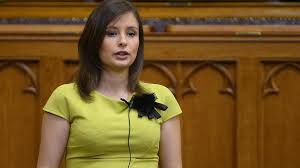 Nahrávejte, sdílejte a stahujte zdarma. Duro Dora Eletveszelyes Fenyegeteseket Kap A Konyvdaralas Utan Blikk