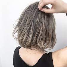 絶対おしゃれに見える なりたいイメージ別 ボブ ハイライトカラー ハイライト ボブ ヘアスタイリング 髪色 グレージュ