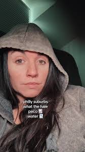 Hayley Waters's Instagram, Twitter & Facebook