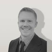 Karen Stoeckel's Instagram, Twitter & Facebook