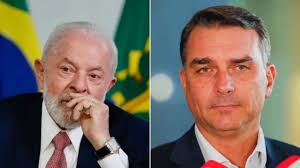 Lula e Flávio exploram fake news sobre Nossa Senhora na campanha