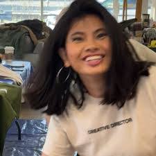 Rachael Cartwright's Instagram, Twitter & Facebook