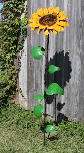 Apr 20, 2021 · the biggest risk to your baby sunflowers is digging rodents, who are excited to have discovered your sunflower seed hideaway! 62 Large Metal Sunflower Yard Stake
