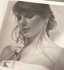 Taylor absolutely ATE with this album. Oh my god. Pure joy listening to it!!