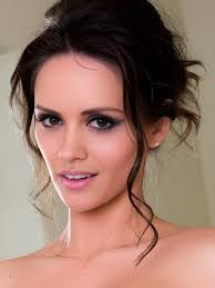 Adele Taylor's Instagram, Twitter & Facebook