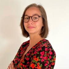 Charlotte Constant's Instagram, Twitter & Facebook