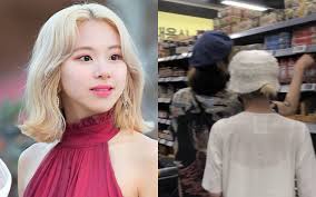Before you even get to the shop you feel comfortable. Netizens Start Rumors That Twice S Chaeyoung Is Dating A Tattoo Artist Allkpop