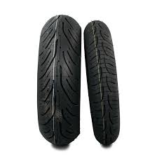 A set of characteristics that you will usually not see in the same tires. Reifen Set Michelin Pilot Road 4 Jetzt 21 Ersparnis Xlmoto De