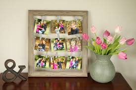 This diy picture frame is ideal for preserving memories from camping trips or other outdoor adventures. Diy Mini Clothespin Collage Frame Wall Art Home And Garden
