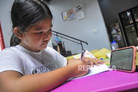 Contoh perangkat pembelajaran k13 dan ktsp sd/mi pai terbaru | rencana pelaksanaan pembelajarn (rpp) dengan perangkat pembelajaran timur disesuaikan dengan fasilitas pendukung utama bagi guru untuk melakukan tugas belajar di kelas, oleh karena itu guru harus memiliki dan. Potensi Dan Kemampuan Belajar Anak Bisa Rusak Akibat Pandemi Republika Online