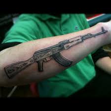 Yakup Keles Adli Kullanicinin Tatoos Panosundaki Pin Gangsta Dovmeler Dovme Dovme Fikirleri