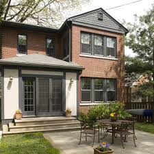 Pair up daring red with muted grey or even bold black depending on your take on the exterior when talking about the best colour combination for house exterior, you cannot miss out on chirpy yellows. 54 Exterior Paint Color Ideas With Red Brick Roundecor