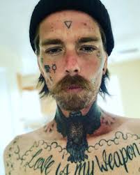 portrait #sunspots #sober #vegan #yoga #lunchtime 💕