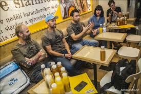 Z této cesty jsme přivezli materiál, který v červnu 2013 vysílala opět prima cool. Pavel Liska Honza Revai A Hynek Bernard Jsou Vandraci Motorkari Cz