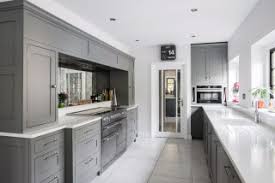 Let us guide you towards. 75 Beautiful Kitchen With Shaker Cabinets Ideas Designs June 2021 Houzz Uk