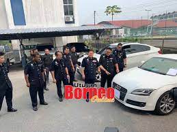 Maybe you would like to learn more about one of these? Bank Dibekukan Kereta Disita