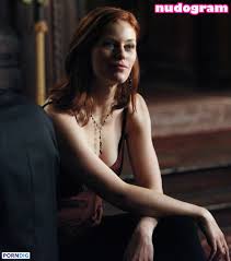 Cassidy Freeman nude curves photos exclusive galleries