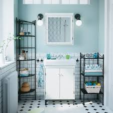 Badezimmer Ideen Fur Kleine Bader So Gewinnt Man Mehr Platz Badezimmer Schrank Shabby Chic Badezimmer Aufbewahrung Fur Kleines Badezimmer