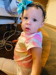 Who else has a beautiful grey and white baby?😻