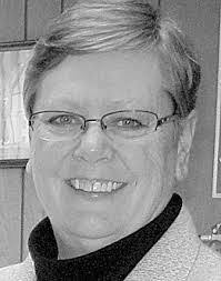 Mara Crane's Instagram, Twitter & Facebook