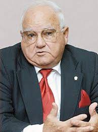 Ralph Ávila movió Alejandro Peña de 3B a lanzador