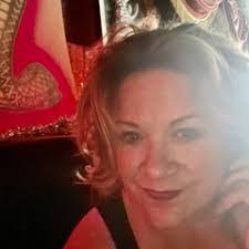 Heather Wiley's Instagram, Twitter & Facebook