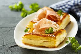 Cosa serve per i cornetti pasta sfoglia fresca o. Ricette Con La Pasta Sfoglia Pronta 7 Idee Dolci E Salate Donnad