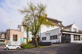 Nicht ohne grund ist das telefonbuch. Das Mainzer Haus Der Kulturen Rockt Modou Seck Trommelei Am 4 Mai Sensor Magazin Mainz