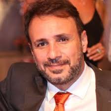 Dr. Cláudio José Leão