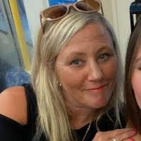 40+ "Amanda Green" profiles