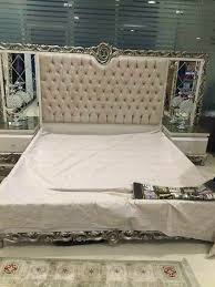 لدينا كل ما يخص الأثاث المنزلي من غرف نوم غرف أطفال غرف سفرة أنتريهات صالونات ركنات Bedroom Bed Design Bedroom Furniture Sets Luxury Bedroom Design