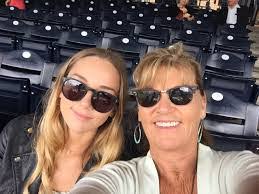 Lori Sipe's Instagram, Twitter & Facebook