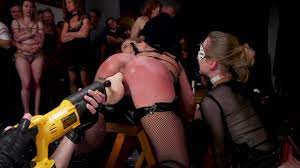 New whore is fucked with crazy sex machine in public - AnySex.com Video