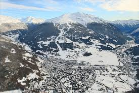 Great for beginners, intermediates and apres ski, with skiing on 39km of pistes up to 3,020m altitude. Bormio Ski Resort Info Bormio Alta Valtellina Italy Review
