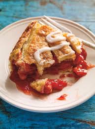 Tarte Chausson Aux Fraises Ricardo Recipe Food Strawberry Recipes Dessert Recipes
