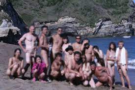 今夏最初のヌーディストビーチ＆BBQ : 日本ナチュリスト・ヌーディストネットワーク（Naturist Nudist Network of Japan）