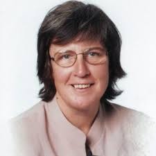 Maureen Theobald's Instagram, Twitter & Facebook