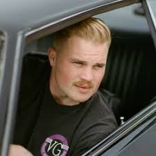 Bryan Hawk's Instagram, Twitter & Facebook