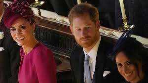 Maybe you would like to learn more about one of these? Zu Meghan Harrys Hochzeit Darum Wahlte Kate Recycle Kleid Promiflash De
