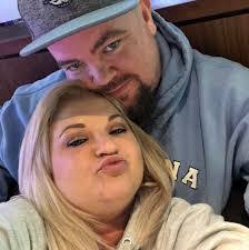 Derrick Barfield's Instagram, Twitter & Facebook