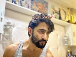 Kirana larasati dan shaheer sheikh olahraga bersama. Shaheer Sheikh Birdies Home Facebook