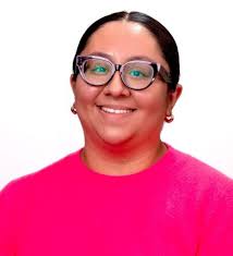 Nora Portillo's Instagram, Twitter & Facebook