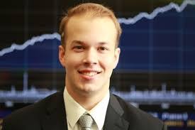 Rebecca Hochstetler's Instagram, Twitter & Facebook