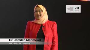 Jemilah mahmood, malezya başbakanı tan sri muhyiddin yassin'e halk sağlığı konularında resmi olarak özel danışman olarak atanmıştır. Shot In The Hip Doctor Jemilah Mahmood Sewed Herself Up And Helped Save Others