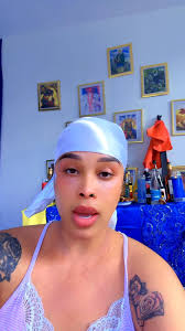 Grann Saint Anne mache yon pa 2 pa , Sa ki prese yo met pran devan jem la  map gade yo ponyet 💪🏽 Blondedy Ferdinand