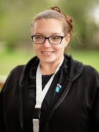 Anne Chatterton's Instagram, Twitter & Facebook